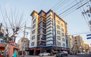 Jinju Hotel Servi - Image 2