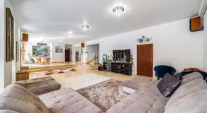 Private villa - Image 2