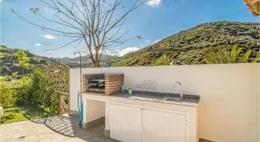 Amazing Home In Arenas - Image 5