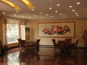 Jinqiao Hotel - Image 5