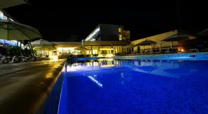 Hotel Holiday Blue - Image 5