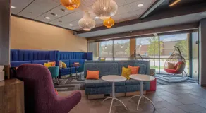 Tru by Hilton McKinney - Image 3