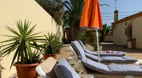 Traumhaus für 6 Personen mit spektakulärem privaten Pool und schönem Ausblick in die Natur - Image 3