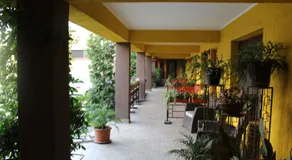 Motel Select - Image 5