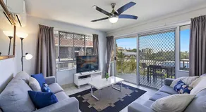 Cheltenham Apartments Unit 6, 40 King St - Image 2