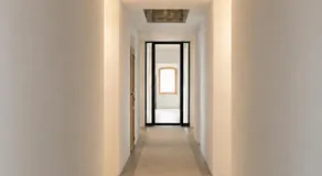 Le Palmier - ÉTABLISSEMENT PARA-HÔTELIER AVEC GARAGE PRIVÉ ET SÉCURISÉ AU PIED DES REMPARTS - Image 3