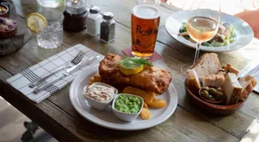 The White Swan Hotel Bar & Restaurant - Image 3