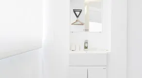 Time Flyer Hotel - Image 3