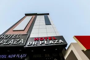 OYO Dr Plaza - Image 3