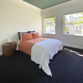 Blues Point Hotel - Image 2