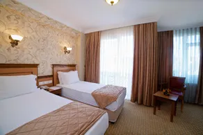 Grand Unal Hotel - Image 2