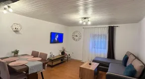 Apartment Mare - Image 2