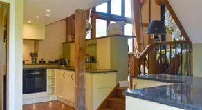 Luxury Farm House with Heated Pool & Jacuzzi - Image 4