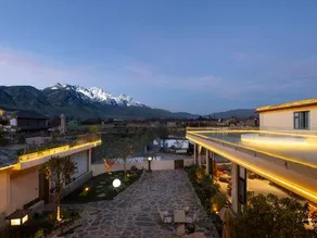 Jiu Jiu Man Shan Meng Hotel of Li Jiang Yunnan - Image 2
