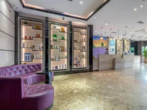 Lavande Hotel Guangzhou Yongqingfang Zhongshan 8th Road Metro Station - Image 3