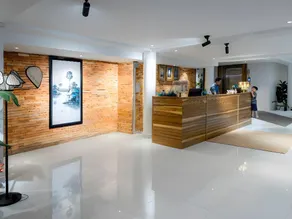 Montagne Boutique - Image 4
