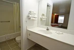 Motel 6 Kalamazoo, MI - Image 3