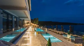 Dollaku Seafront Apartments - Image 2