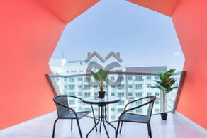 Posh Studio Apartments - Image 5