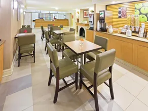 Hotel Palm Bliss Corpus Christi South - Image 4