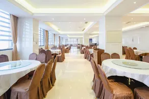 Kempinski Hotel - Image 5