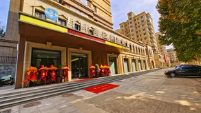 Moon Bay Luxury Hotel (Wenshang Zhongda Plaza Branch) - Image 3