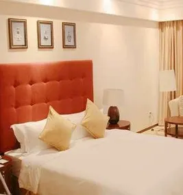 Suzhou Yangcheng Island Hotel - Image 4
