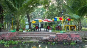 Aqualillies Water Front Heritage Homestay - Image 4
