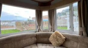 Beautiful 2 bedroomed mobile home - Image 2