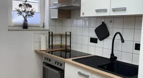 Danube Rooms Abteistrasse - Self Checkin - kostenlos Parken direkt an der Unterkunft - Ideal für Geschäftsreisende und Städtetrips - Image 5
