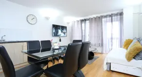 Gorgeous 2 bedroom 2 bathroom Woolwich - Image 2