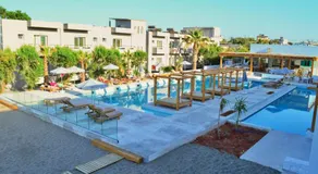 Ammos Beachfront Luxury Apartment - Image 5