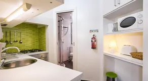 BmyGuest - Principe Real Galeria Apartment - Image 5