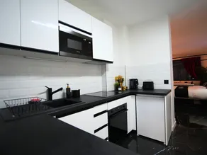 La Suite Trocadéro - Jacuzzi privatif - Image 4