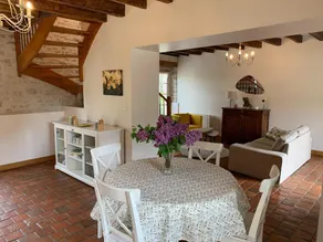Charmant gîte à la ferme avec terrasse et vue sur la mare - Image 2