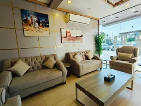 Jadeel  Apartments - Image 3