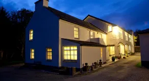 Woodhill House - Image 3