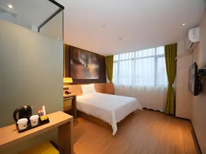 IU Hotel Zhengzhou Lvcheng Square Metro Station - Image 3