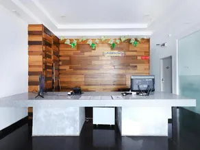 Iris Hotel - Image 5
