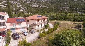 Amazing Home In Peracko Blato - Image 3