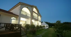 Seogwipo Solbarampadosori Pension - Image 5