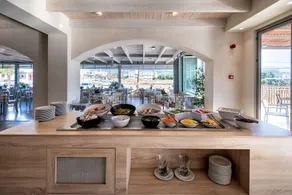ONEIRO Boutique Hotel - Image 4