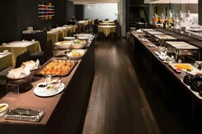 Ginza International Hotel - Image 2