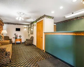 Howard Johnson by Wyndham Montpelier - Image 2