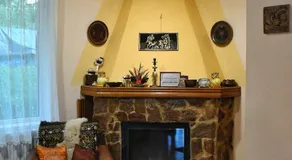 Casa cu Muscate - Image 2