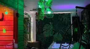 Ô Spa Privatif - Luxury Suite - JACUZZI-SAUNA-NETFLIX-FISHSPA-SERVIETTES-PEIGNOIRS-SANDALES-CAFE - Image 4