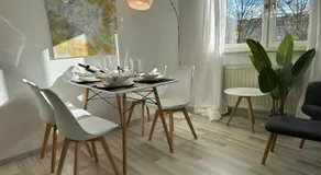 beluna living - Business&Family - 200m zum Schloßeingang, Parkplatz, SmartTV, Netflix, Waschmaschine, 24h Checkin, 41qm, WLAN - Image 2
