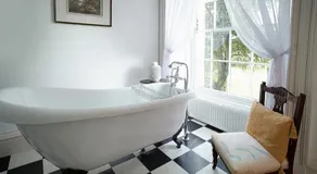 Broomfield House - Image 5