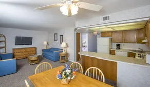 Astronaut Motel - Image 2