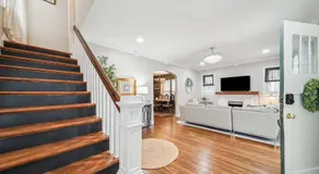 Hottub, Pool Table, Bball, pets, Firepit, Sleeps 8 - Image 3